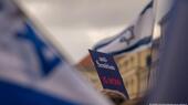 Pro-Israel demonstration in Munich: on one placard the slogan "anti-Semitism is now" can be read