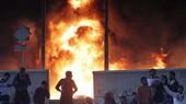 Ausschreitungen im Stadion von Port Said; Foto: dpa