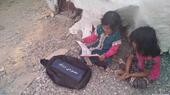  عدم توفر مدارس في الكثير من مخيمات النازحين أو بالقرب منها في اليمن حرم أطفالهم من التعليم 