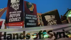 ''Hands off Syria!'' - Anti-War demonstration Istanbul's Taksim Square (photo: AP/dapd)