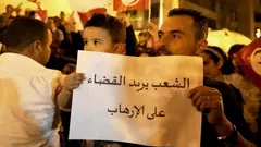 نحن في بيئة تستخدم الحلول الأمنية بإفراط، لكنها تعجز عن تأمين حلول لمشكلاتها، فالقوى التي نضعفها اليوم يتحول ضعفها بعد غد إلى وقود لانفجار آخر