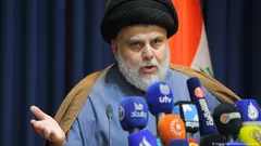 „Bei seinen Bemühungen, das Land in eine bessere Zukunft zu führen, steht Al-Sadr vor vielen Herausforderungen. Selbst wenn es ihm gelänge, eine Mehrheit für eine Regierung zu bilden, werden weitere Veränderungen nur schwer zu erzielen sein. Reformen sind im Irak eine gewaltige Aufgabe, die enorme Anstrengungen verlangt. Bestimmte Reformen könnten sich über Jahrzehnte hinziehen,“ schreibt Massaab al-Aloosy.