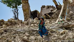 Late on Tuesday evening, a powerful earthquake hit the Afghan-Pakistan border region, leaving at least 1000 people dead. Rescue efforts in the remote mountainous terrain are proving difficult.