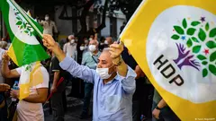 احتجاجات لحزب الشعوب الديمقراطي الموالي للأكراد - تركيا.