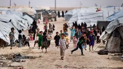 مخيم الهول في شمال شرق سوريا يعد أكبر معسكر اعتقال لمقاتلي داعش المشتبه بهم وعائلاتهم. 