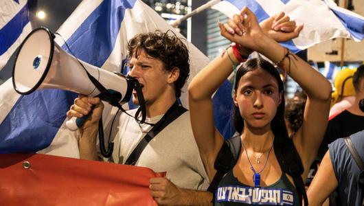Anti judicial reform roadblock protest in Tel Aviv - 03 Jun 2023. (Photo: picture alliance / ZUMAPRESS.com | Matan Golan)